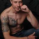 Sexy Bellingham body builder, age 26, looking for fun and hot sex!